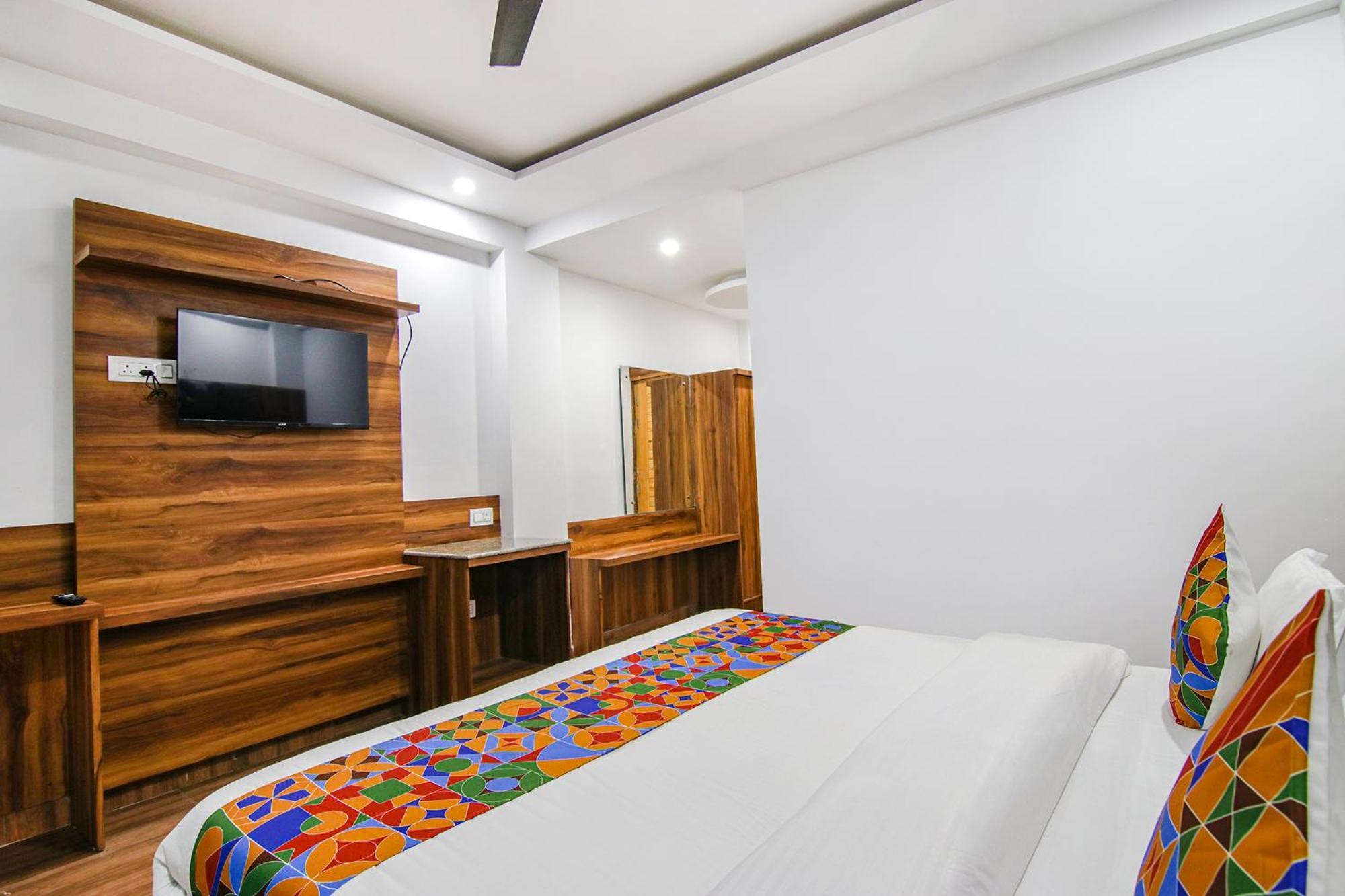 Fabhotel Ayana Inn Дармсала Екстер'єр фото