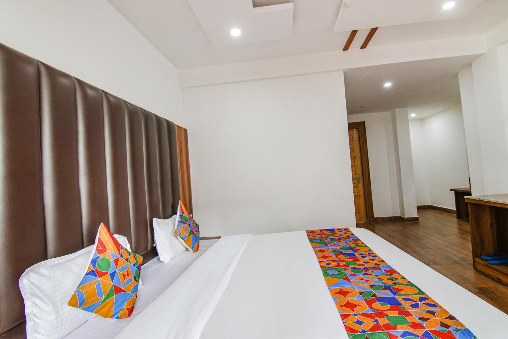 Fabhotel Ayana Inn Дармсала Екстер'єр фото